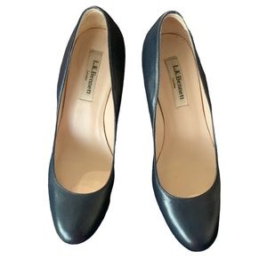 L.K. Bennett London, Navy Blue Pump Shoes. Leather from Spain.